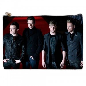 http://www.starsonstuff.com/1575-1881-thickbox/westlife-cosmetic-bag.jpg