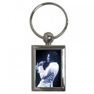 http://www.starsonstuff.com/1850-2250-thickbox/elvis-presley-rectangle-keyring.jpg