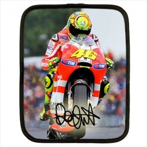 http://www.starsonstuff.com/20349-thickbox/valentino-rossi-12-netbook-laptop-case.jpg