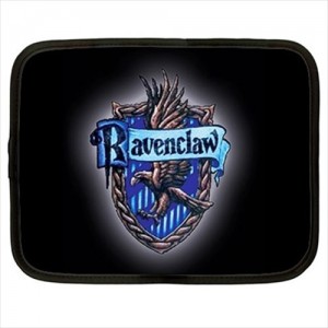 http://www.starsonstuff.com/20603-thickbox/harry-potter-ravenclaw-15-netbook-laptop-case.jpg