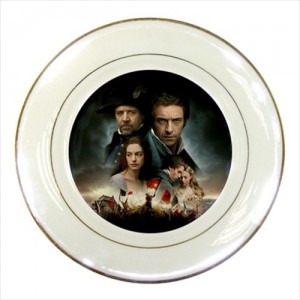 http://www.starsonstuff.com/24137-thickbox/les-miserables-porcelain-plate.jpg