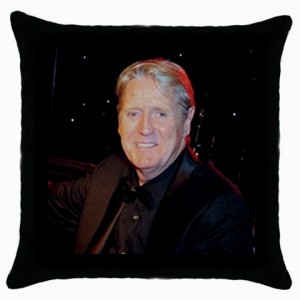 http://www.starsonstuff.com/3919-thickbox/joe-longthorne-cushion-cover.jpg