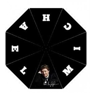 http://www.starsonstuff.com/5066-thickbox/michael-ball-folding-umbrella.jpg