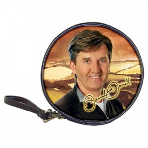 http://www.starsonstuff.com/5771-thickbox/daniel-o-donnell-signature-20-cd-dvd-storage-wallet.jpg