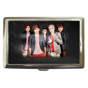 http://www.starsonstuff.com/6214-thickbox/one-direction-cigarette-money-case-.jpg